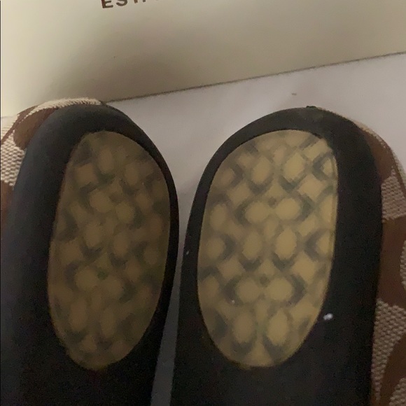 Shoes - Picture 4 of 5